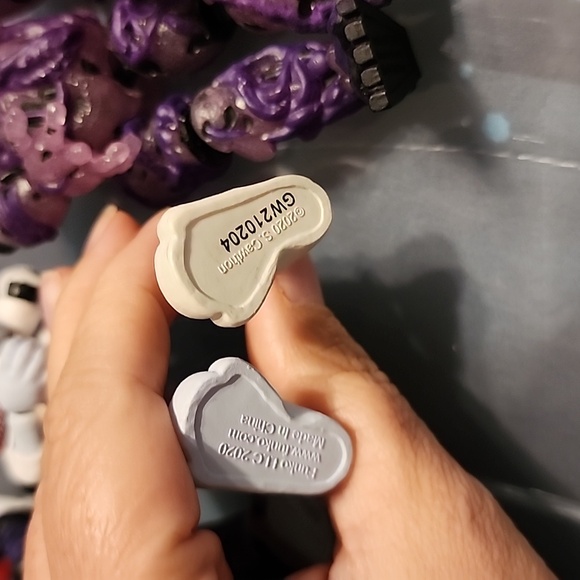 FNAF five nights at freddys figures Roxy, vannie,springtrap, and glitchtrap - Picture 3 of 5